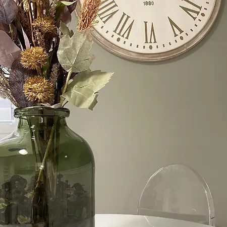 Dimora Borghese “whitaker” * 팔레르모